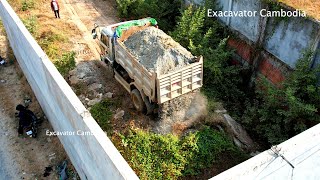 Best Action Dump Truck And D20P Bulldozer Working Landfill In Fence 10 X 30 Meter Complete Full