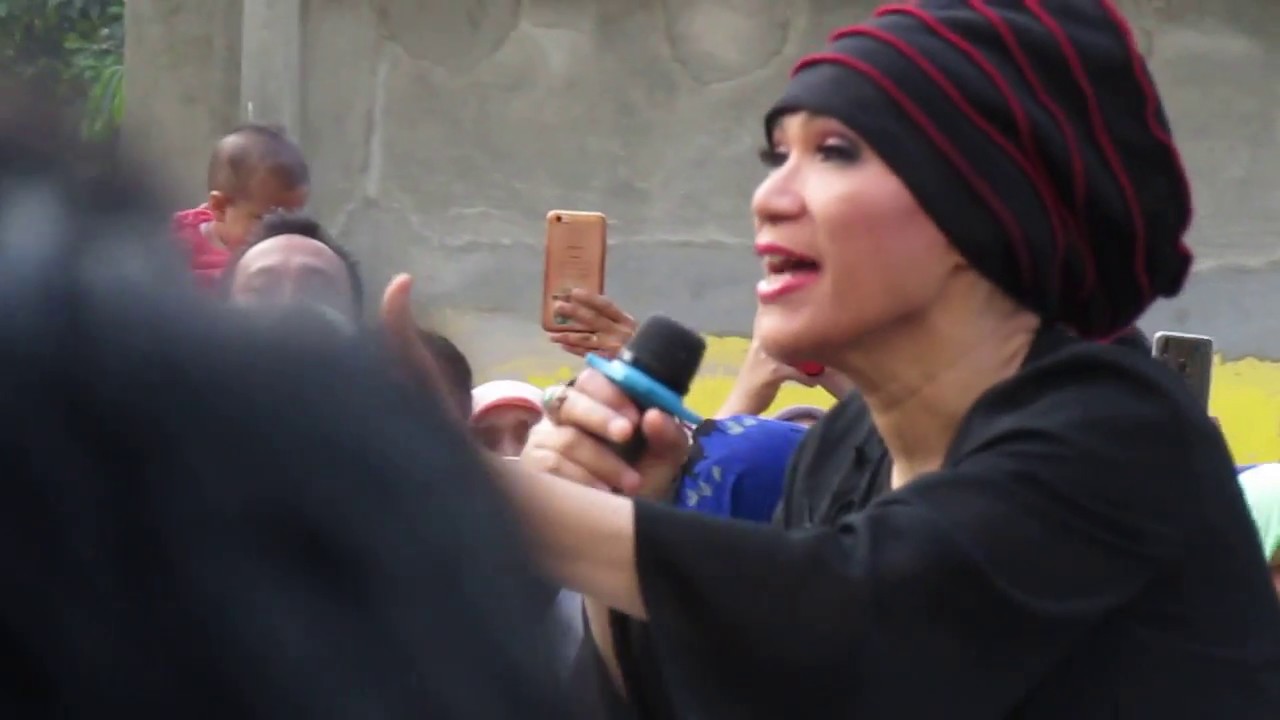 Dorce Gamalama Malawak jo Elly kasim -Bapisah bukannyo bacarai. Urang.minang baralek  gadang 2018