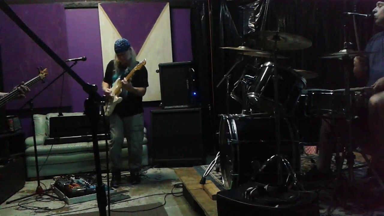 Hot Sauce song w/ backing vocals YouTube