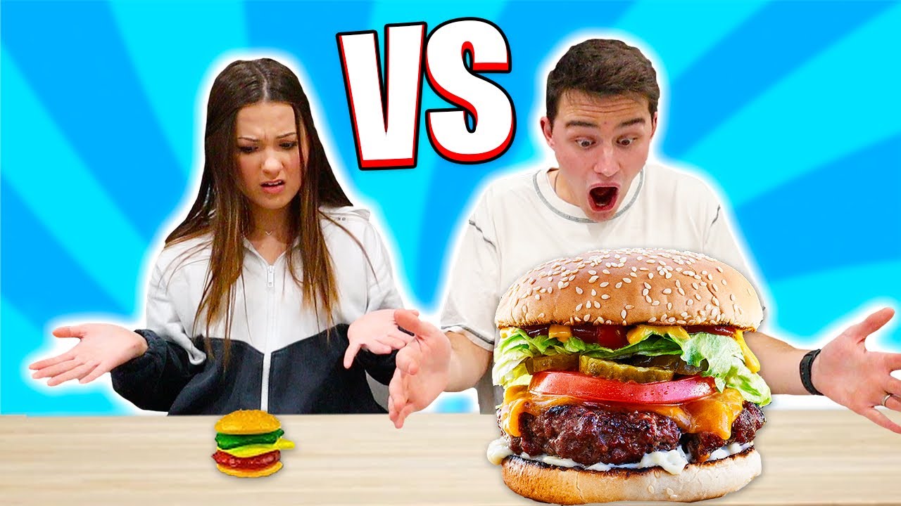 GIANT VS TINY FOOD CHALLENGE!