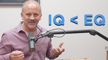 Difference between IQ & EQ