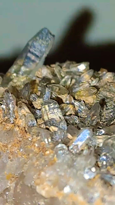 CROATIAN NEWBORN CRYSTAL CLUSTER ! Exclusiv !