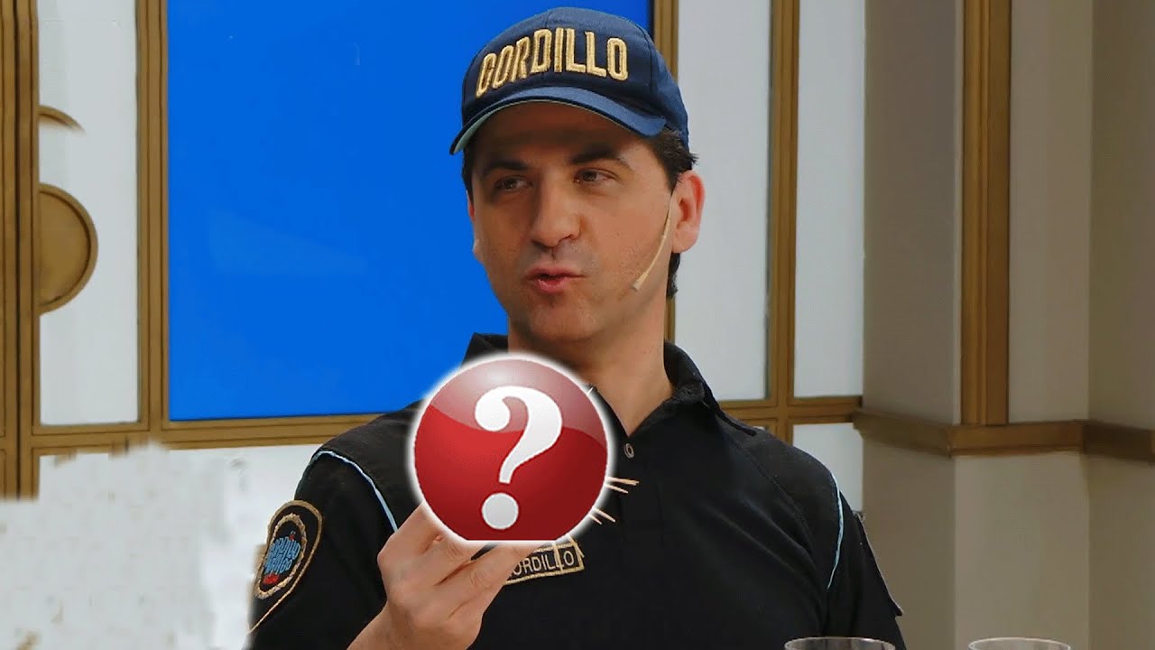 El EXTRAÑO centro de mesa que el Oficial Gordillo le REGALÓ a Juana: 