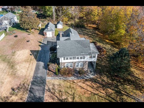 31 Lombardi Dr, Derby, CT home video tour