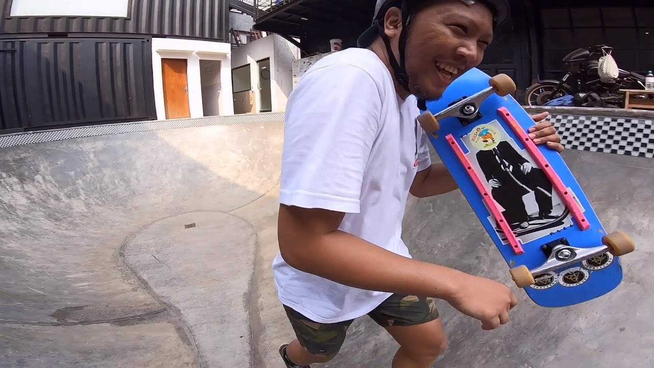 CROOZ SHOP HOUSE SKATEPARK ASIK TENGAH KOTA