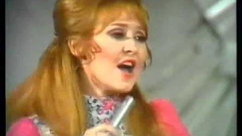 Lulu - Boom Bang A Bang (Eurovision - 1969)