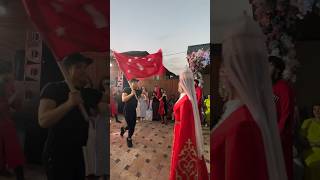 Зажигательные танцы на свадьбе Султана Лагучева.