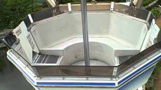Giant Gondola Wheel 90-Foot Ferris Wheel Ride At Six Flags Great Escape In Lake George New York