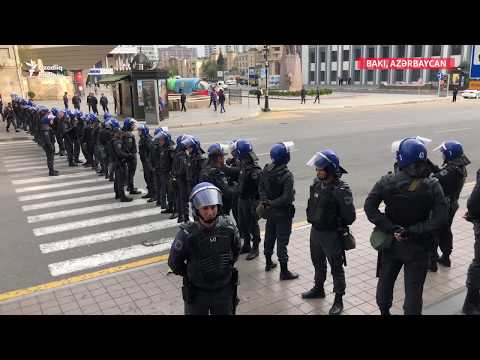 Metronun üç stansiyasına giriş bağlanıb