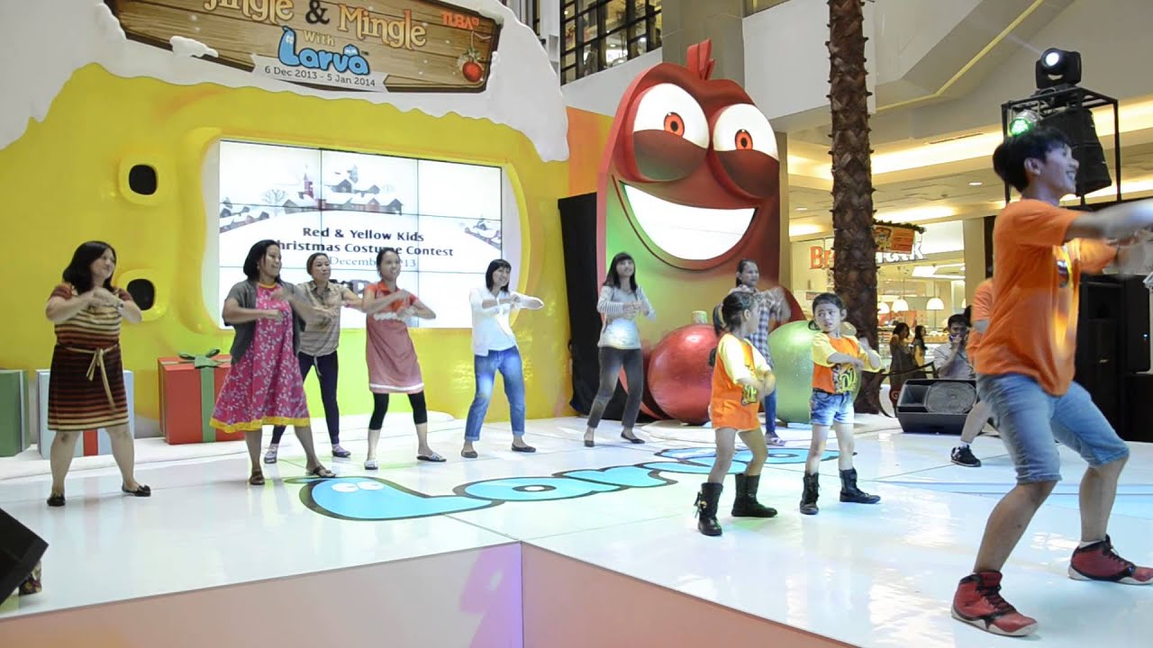 Larva Dancing at Tangcity Mall