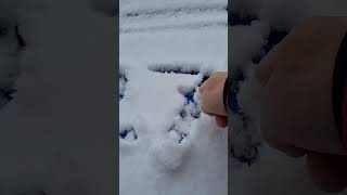 Первый снег в Москве.