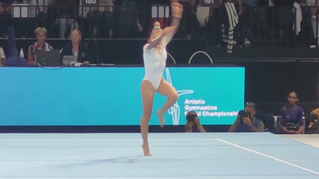 Sabrina Maneca-Voinea ROM FX EF Worlds 2023 13.766