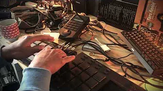 LIVE: Making a Dark Griselda Conway the Machine Type Beat on the MPC 500