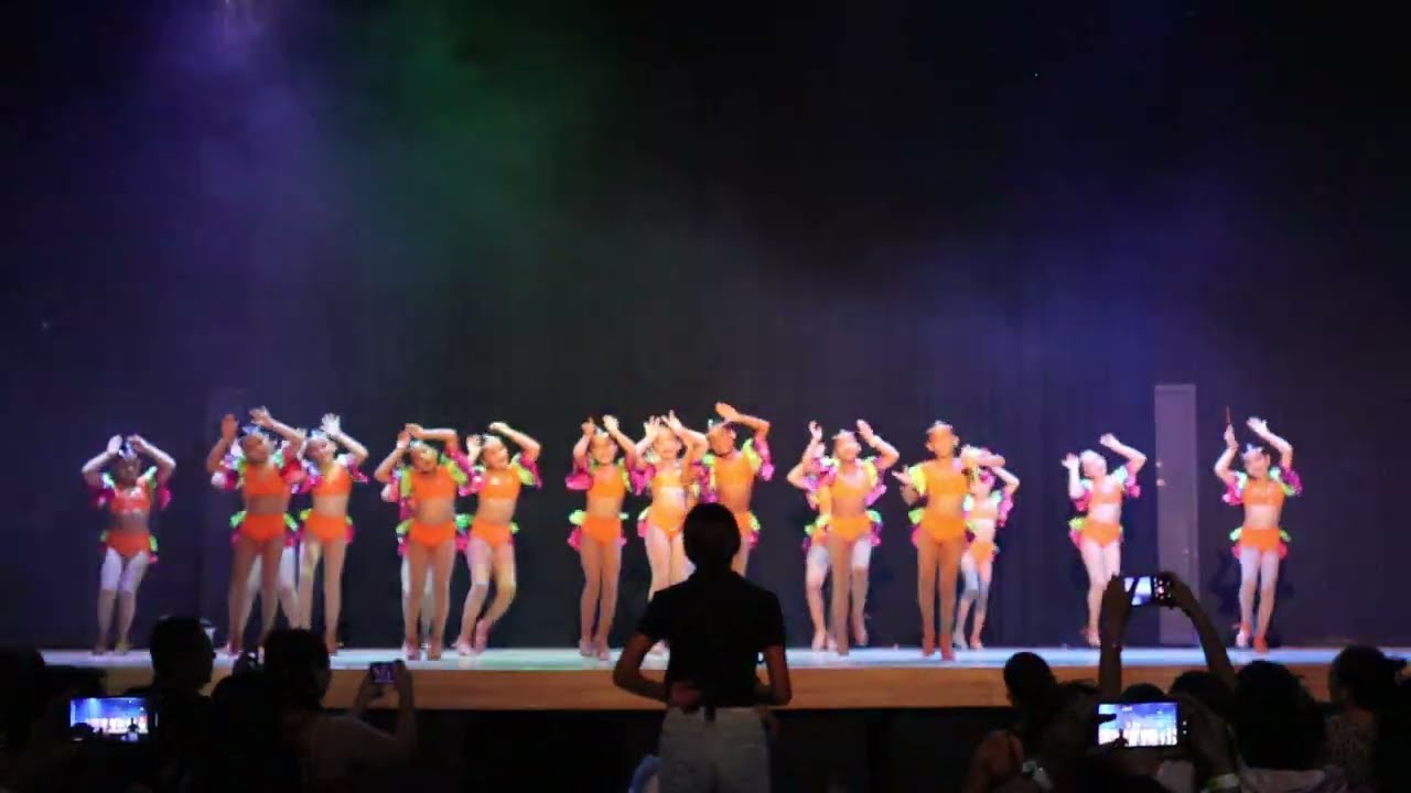 El baile del perrito - Mini Latinas