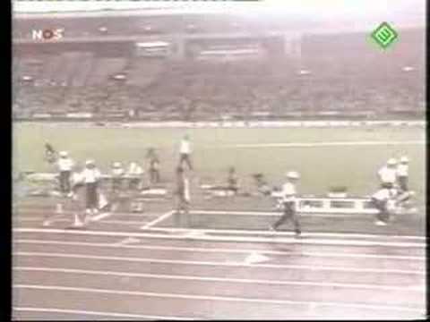Mike Powell -Record du Monde saut en Longueur 8m95