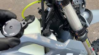 Radiator Cap Removal Tool
