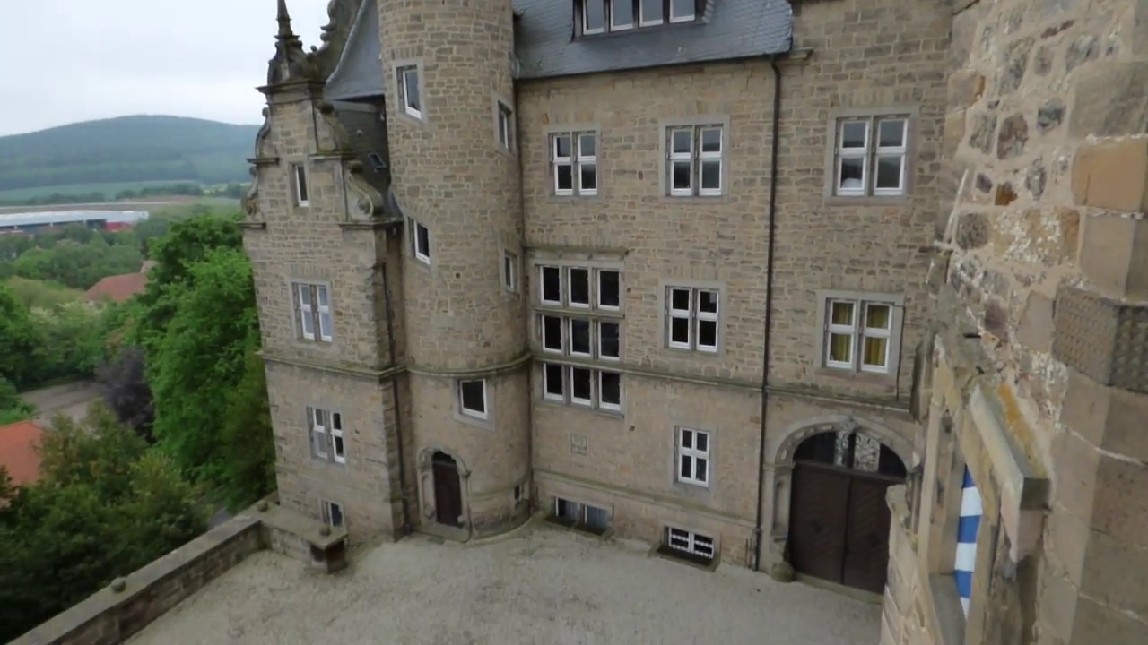 Burg Adelebsen YouTube