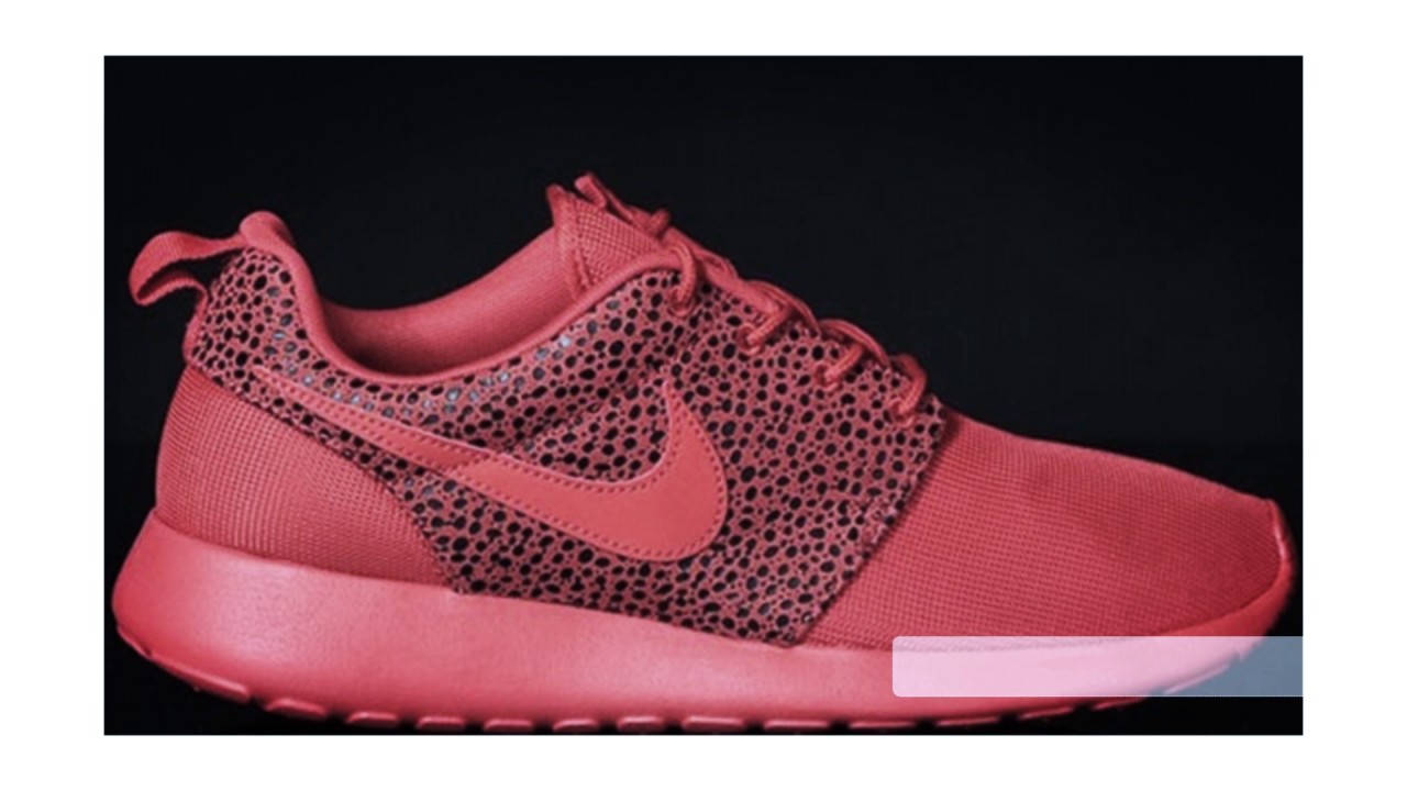 black and red nike roshe run