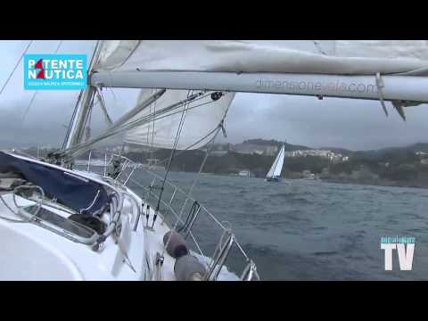 Video: Come Imparare A Pilotare Una Barca A Vela