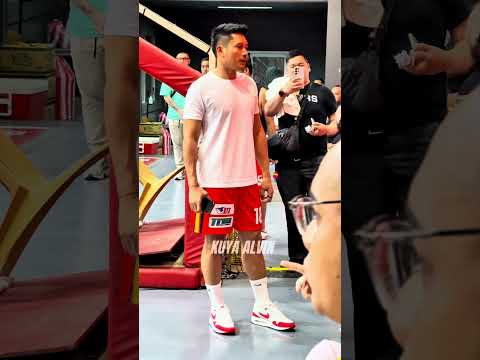 Matikas pa din si idol James Yap!