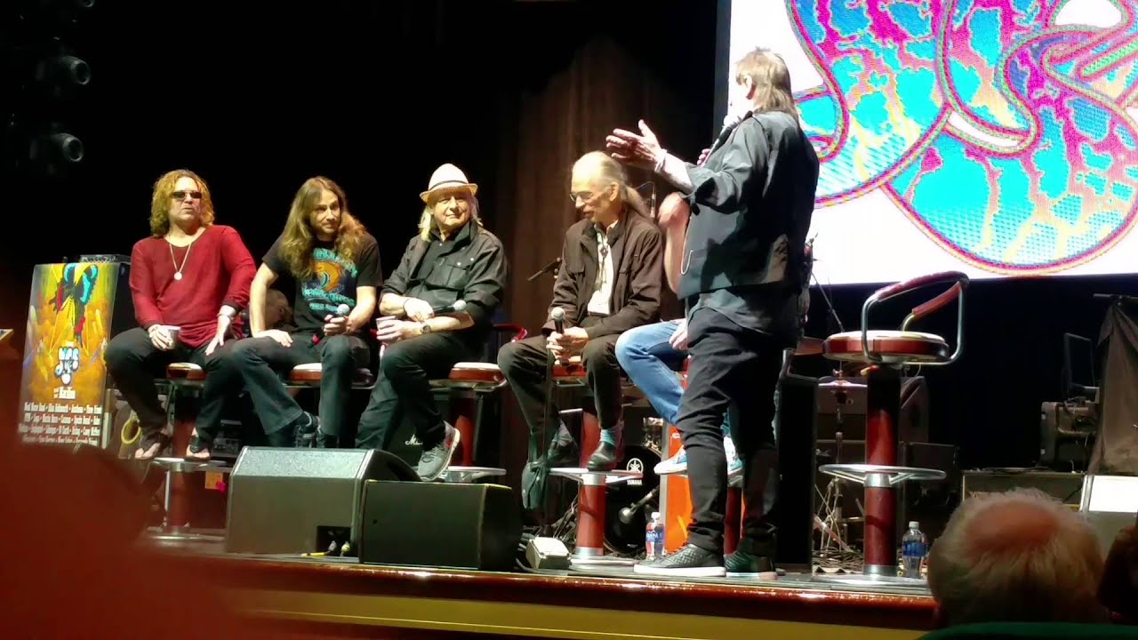 Cruise to the Edge YES interview Part1