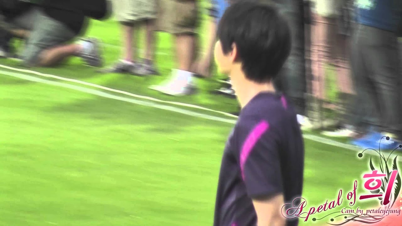 [HD][Fancam] 120523 - Joongki warm up at Asian Dream Cup