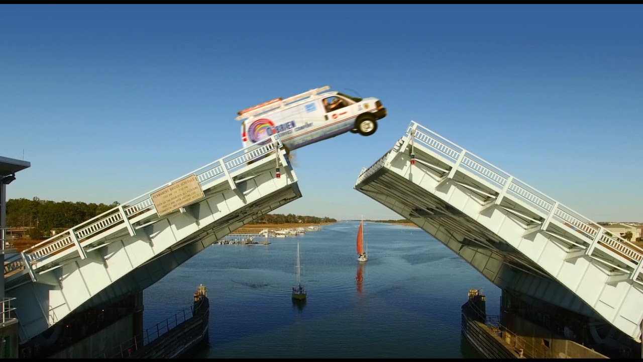 IDIOTS IN CARS | 2022