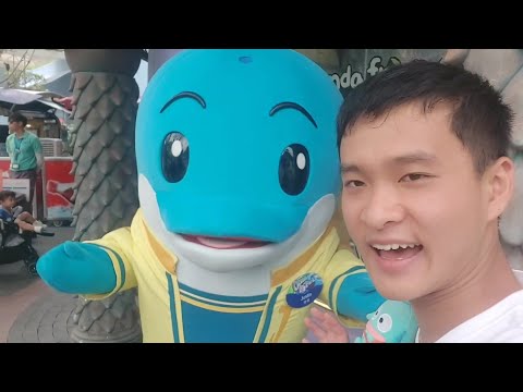 (熱到好似去咗海南島)近排天氣炎熱本人Samuel喺海洋公園提醒大家飲多啲水做好防曬措施
