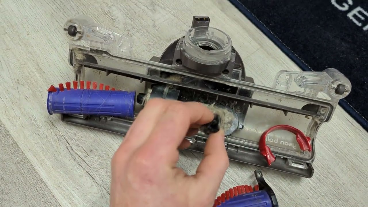 Dyson Upright Brush Bar: Keep it Clean!