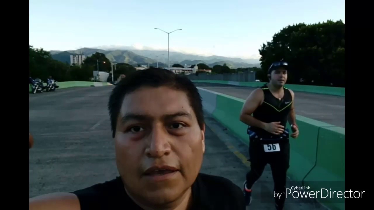 Corriendo Maraton de la Gaudalupe - Ponce - Puerto Rico 2016 - YouTube