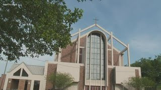 Churches getting creative to hold Easter mass while social distancing