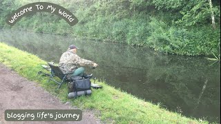🎣 Fishing on the Staffs & Worcs Canal as the early bird catches the world 