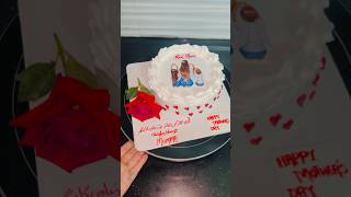 3 same cakes banae mother’s day pe #mmk #mothersday #print #maa  #baby