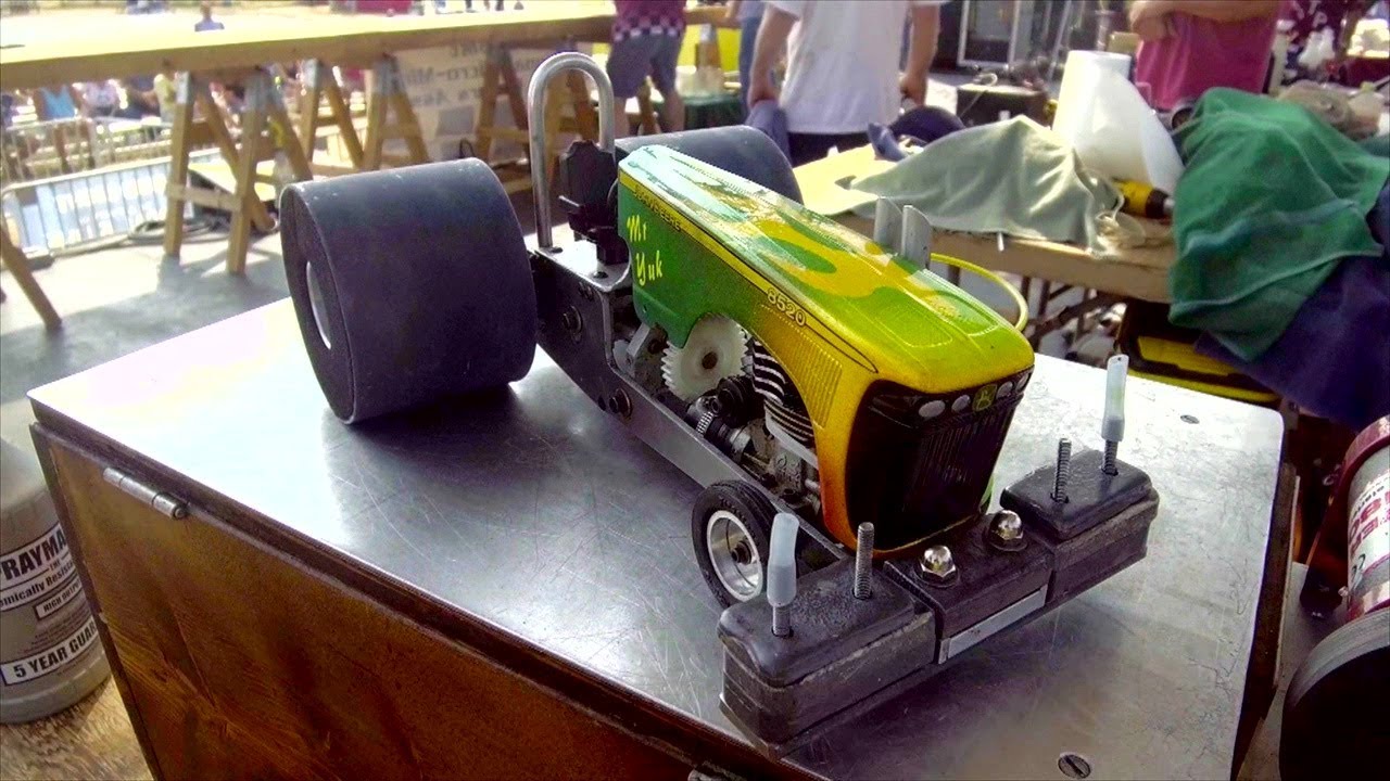 Micro Mini Tractor Pulls - YouTube.