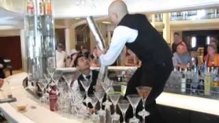 Кухня и винотека на борту Celebrity Eclipse