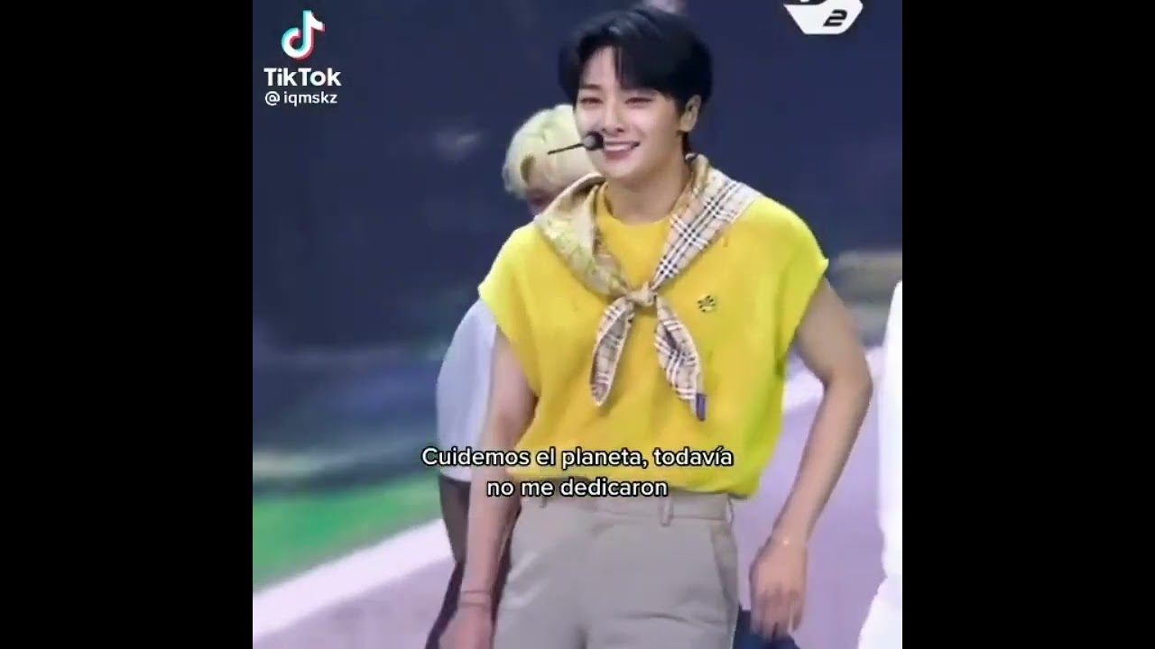 Videos de K-pop randoms cn los q te puede identificar????