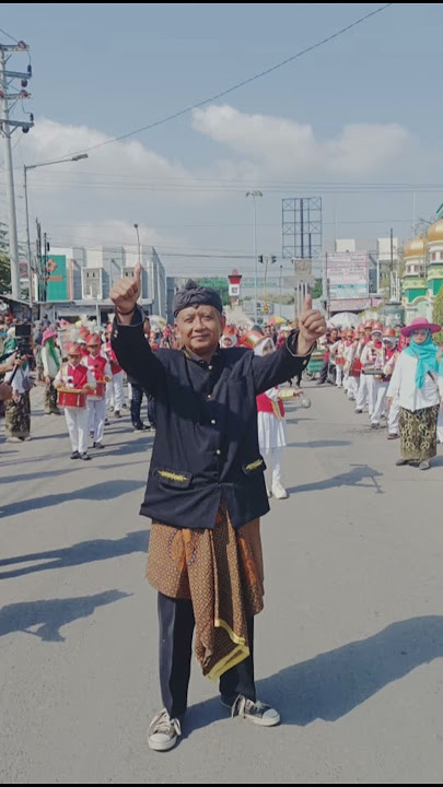 Group Marching Band Gita Estiga Memeriahkan Sedekah Desa Pamotan