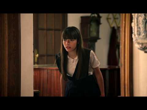 Julia's anger at Gabriel for firing the De la Reinas
