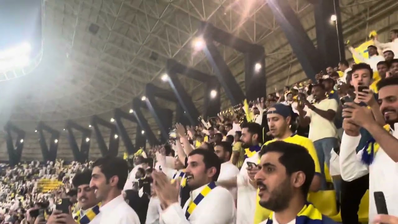 انت اول عالمي اول بطل .. اجواء النصر غير #النصر_السعودي