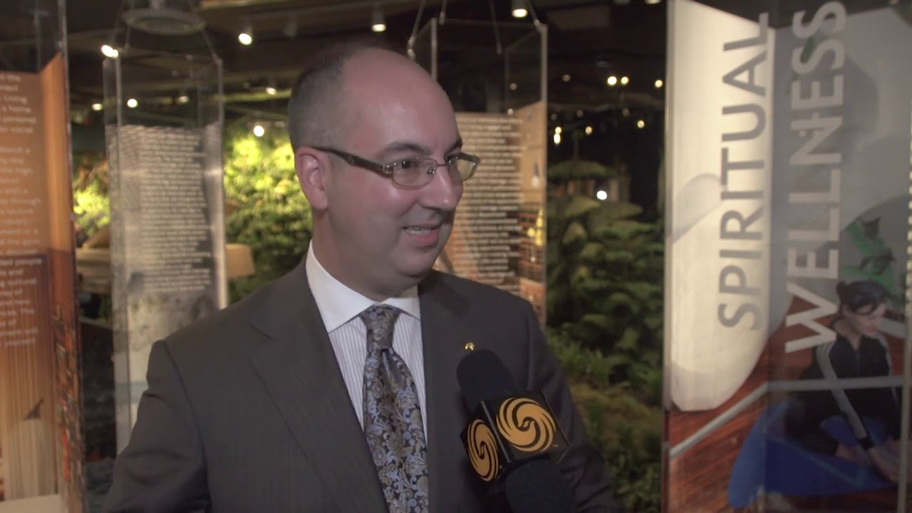 PhoenixTV Interviews Paolo Fazioli and Manuel Bernaschek 凤凰电视 采访钢琴工厂创始人 Paolo Fazioli