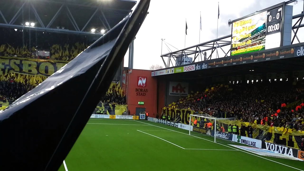 Innan avspark, Elfsborg - Åtvidaberg  SM final!!!