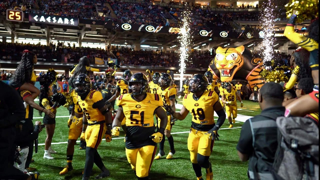 grambling-state-university-tigers-football-team-entrance-bayou