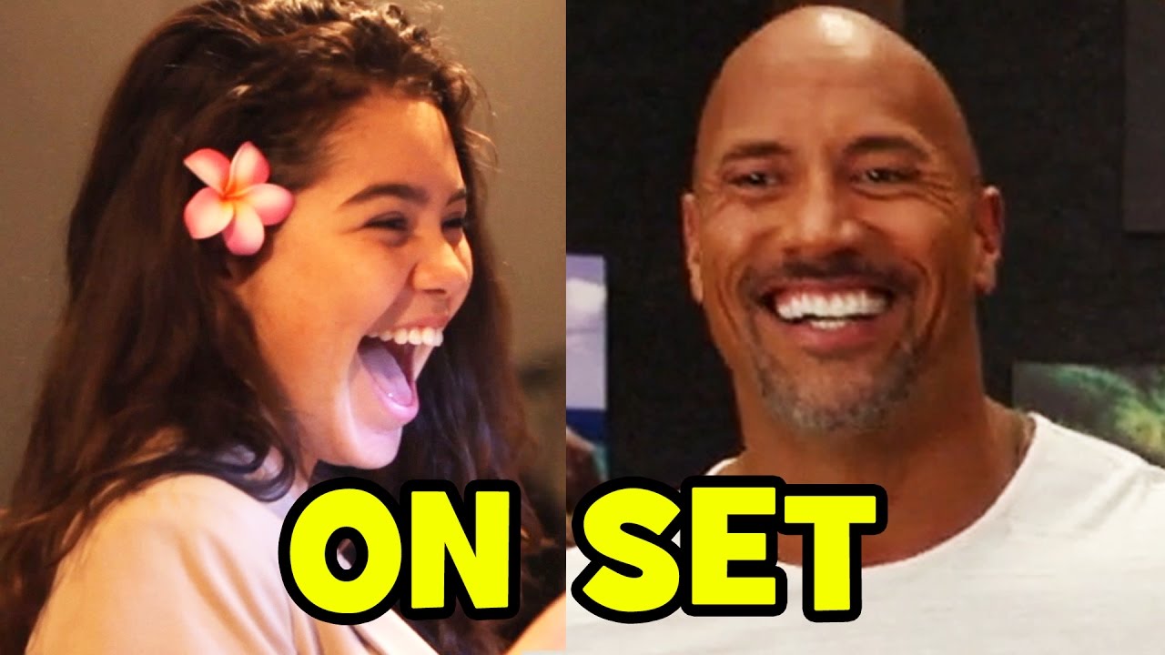 Moana Behind The Scenes With The Voice Cast Dwayne Johnson Auli I Cravalho B Roll Bloopers Youtube