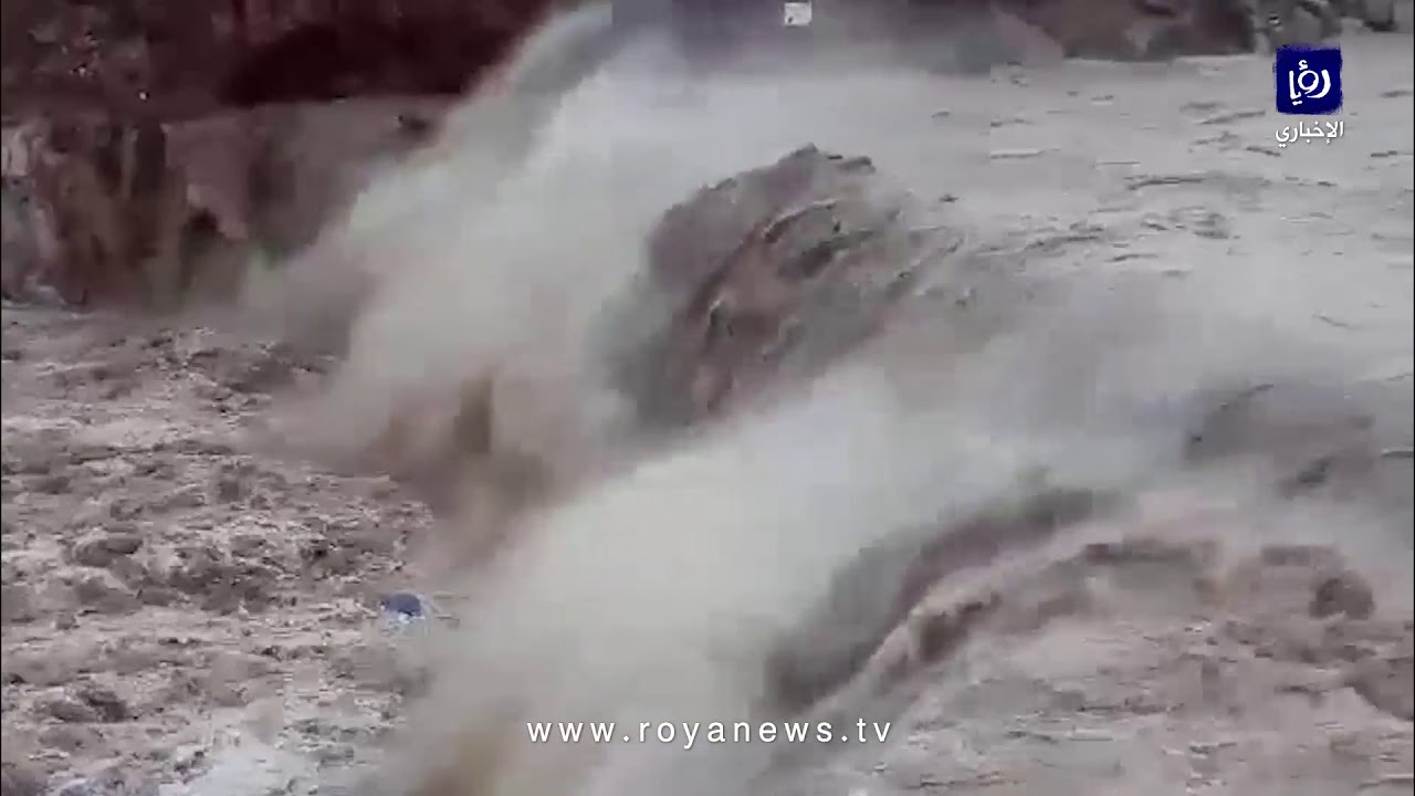 فيضان سد الوالة  بعد امتلائه بنسبة 100 بالمئة