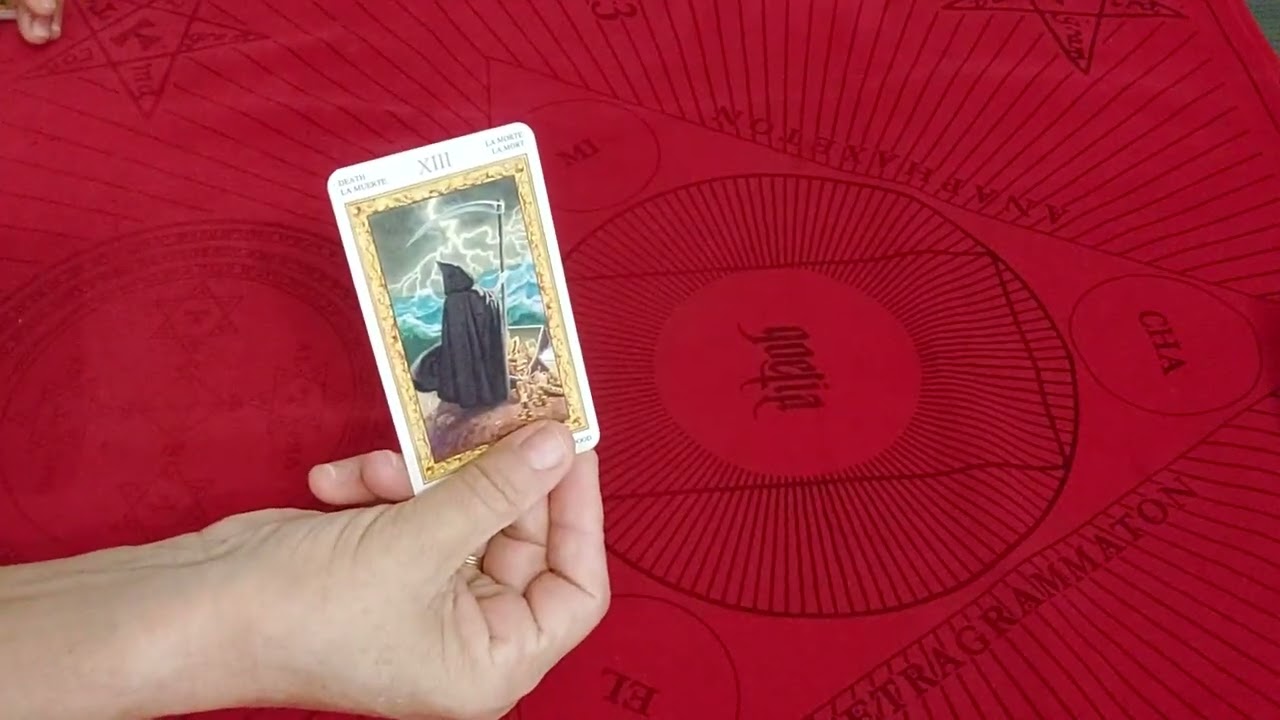 Τι προθέσεις έχει;τι θέλει? Pick a card διάλεξε μία κάρτα + 18 ετών 💕