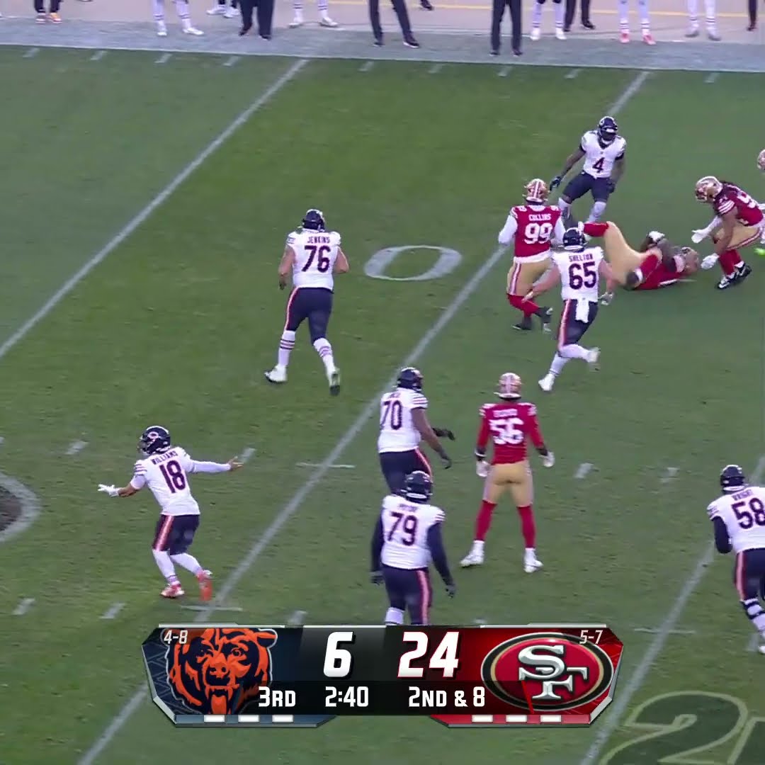 Evan Anderson with a Fumble Recovery vs. Chicago Bears