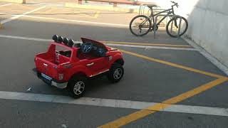 Car driving autonomously with SegNet