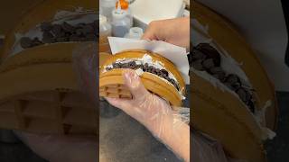 초코칩이 와르르 현정와플 초코칩와플 Hyunjeong Waffle Big Chocolate Chip Korean Street Food Dessert 울산 성남동 맛집