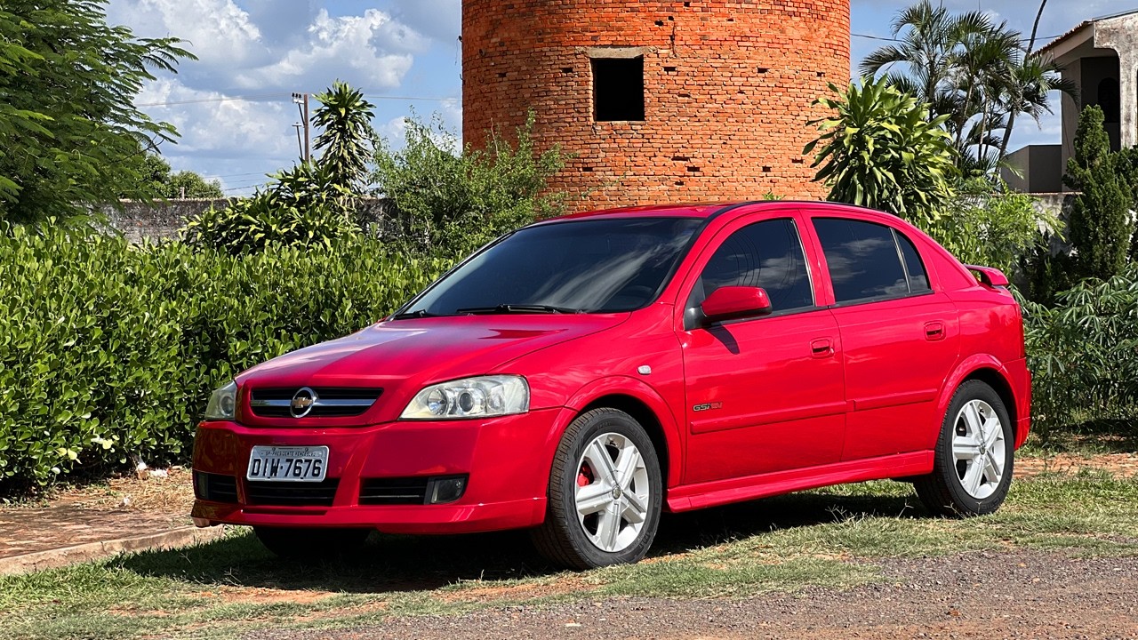 Um dos Astras GSI mais novos do Brasil está a venda!