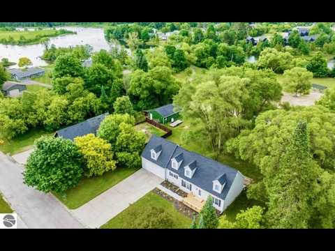 204 E Forest Home Avenue, Bellaire, MI home video tour